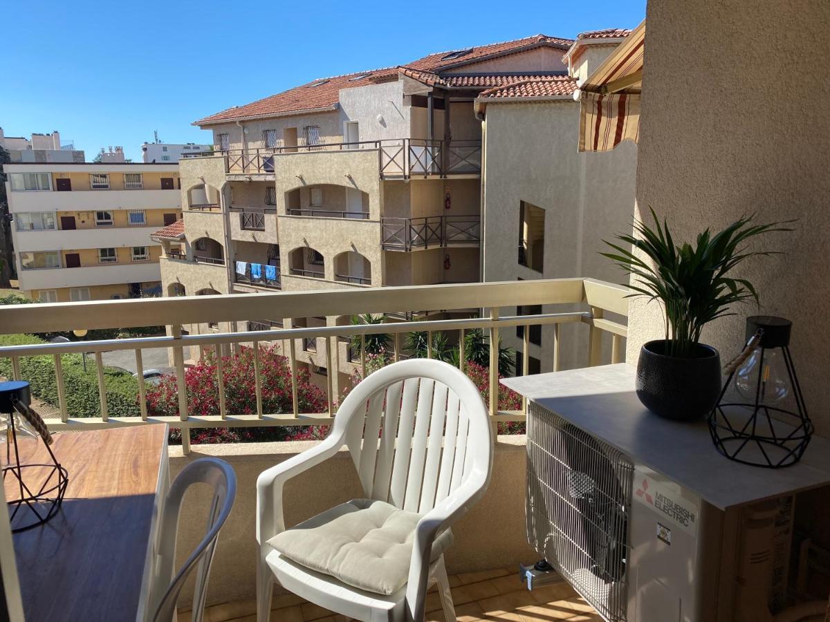 Apartment Superior Santa Cruz Sainte-Maxime Exteriör bild
